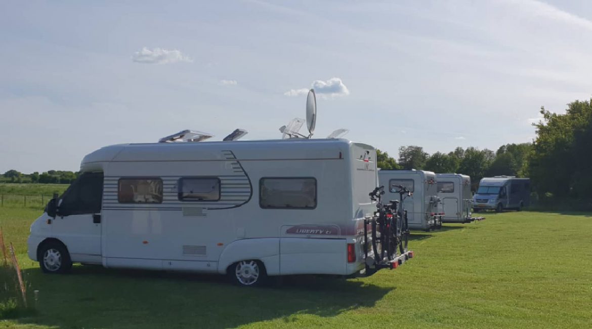 Heerlijk vertoeven op de Brembroeken, camperplaats, camping en huisjes in de Maasheggen